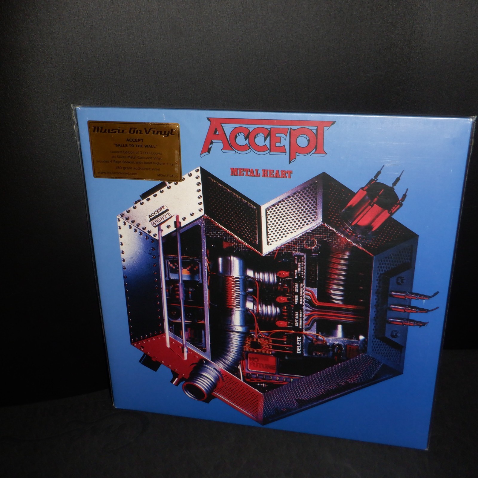 ACCEPT vinyl METAL HEART 2012 MOV Back On Black 180g SILVER/METAL 3000 Booklet