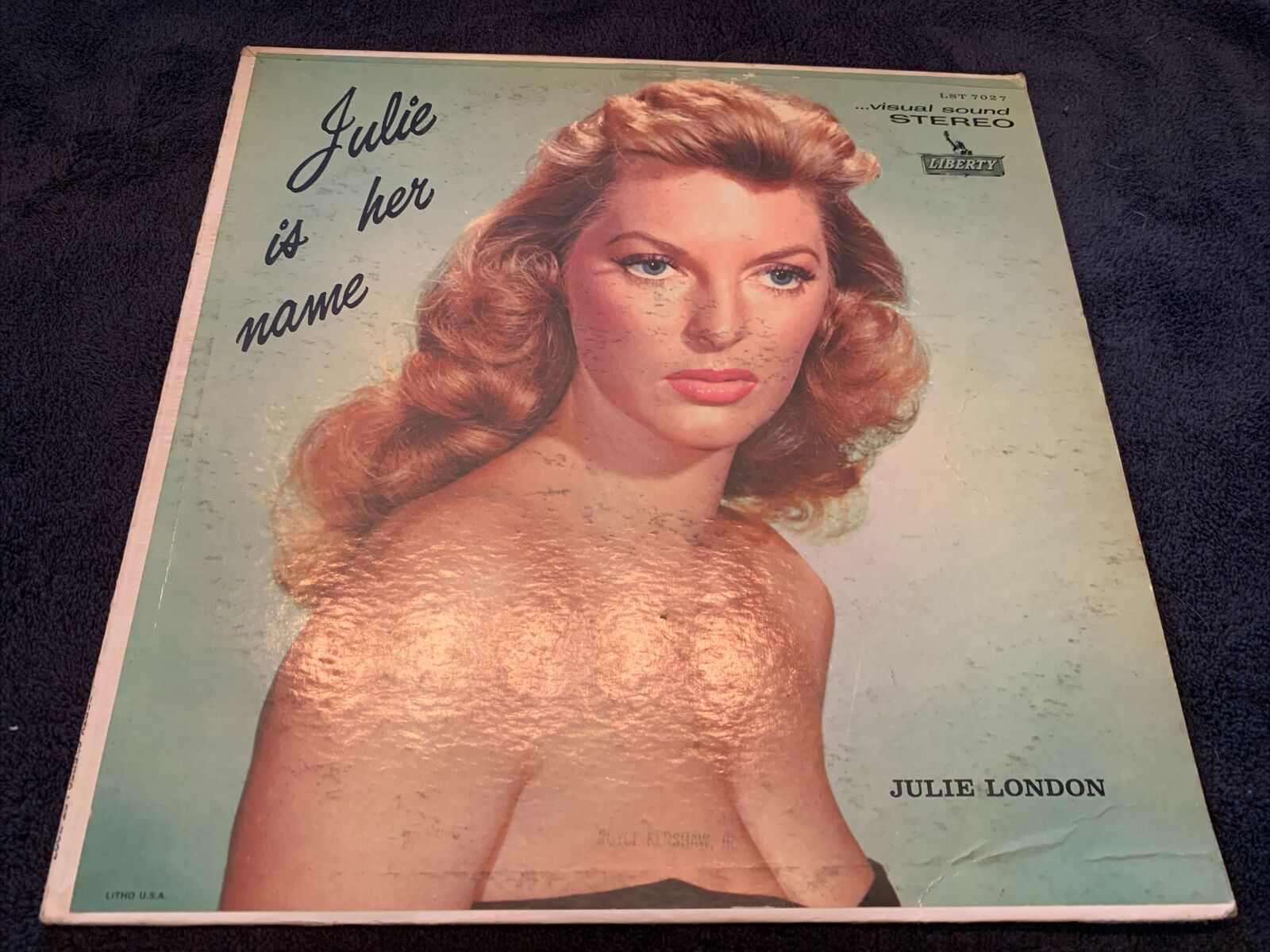 VINYL RECORD LP JULIE LONDON JULIE IS HER NAME LIBERTY RECORDS LST-7027