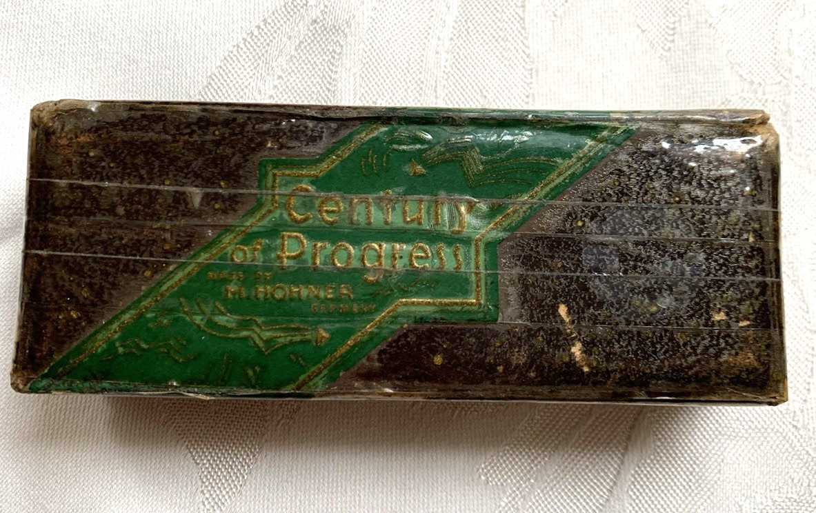 Vintage  1934 Chicago World's Fair Century of Progress Harmonica w Box AS IS