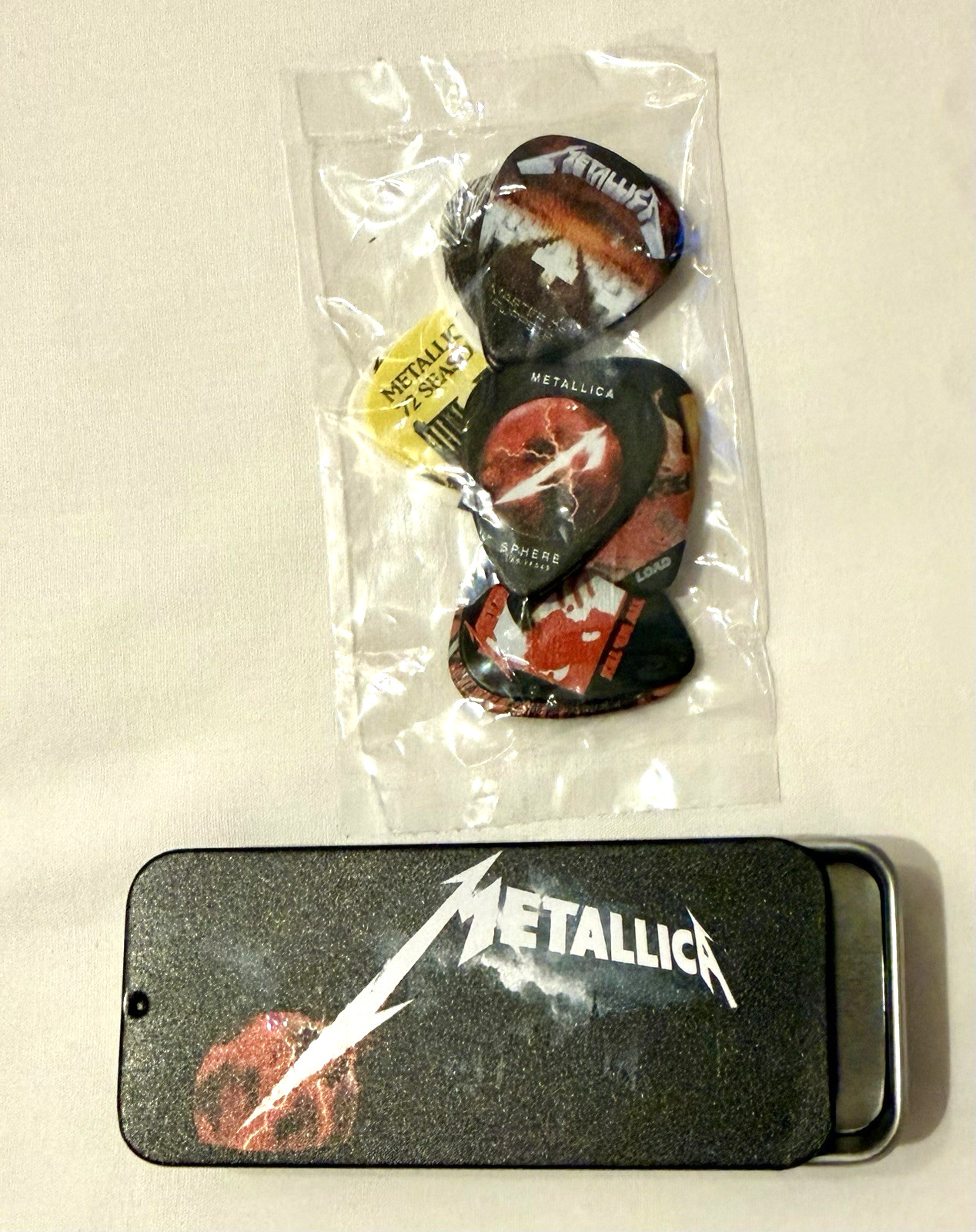 METALLICA THE SPHERE GUITAR PICK SET LAS VEGAS 2026 LIFE BURNS FASTER