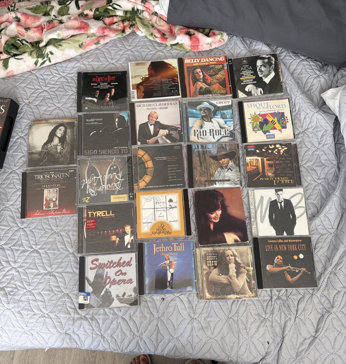 lot of 22 music CDs mixed artists Pop latin Rock Bundle Collection 