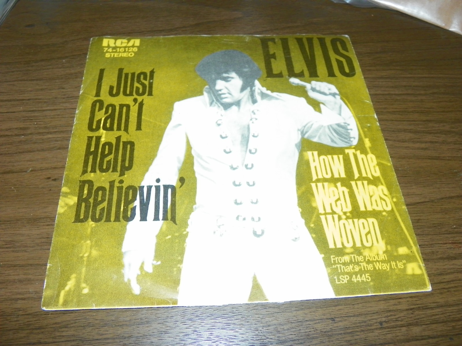 Elvis Presley- I Just Can't Help Believin' 7