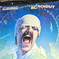 Scorpions Blackout 12