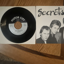 The Secrets Start Lifting a Finger Motor City Records 7