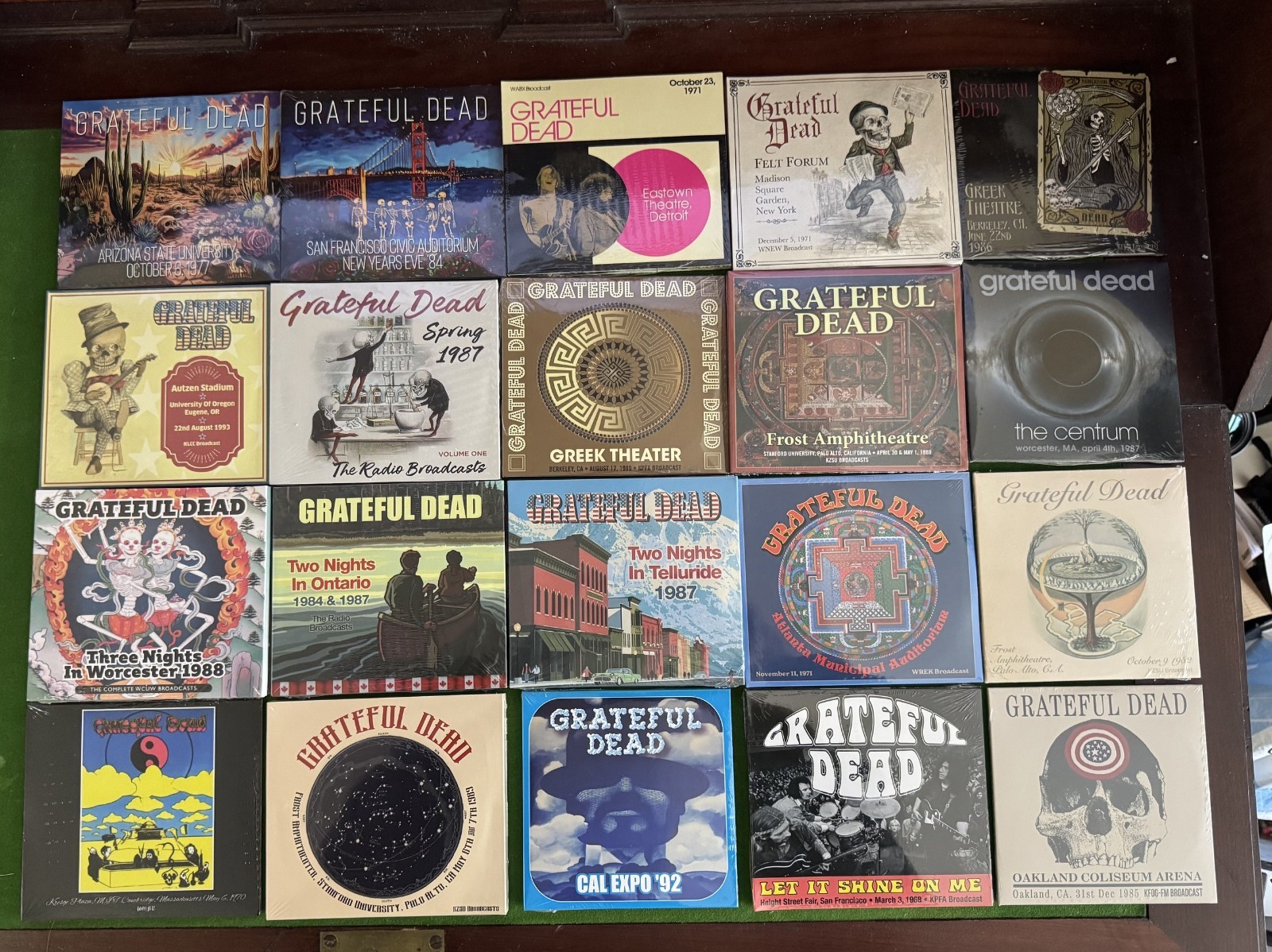 GRATEFUL DEAD -  55 CD BUNDLE - 20 LIVE SHOWS (NEW & SEALED)