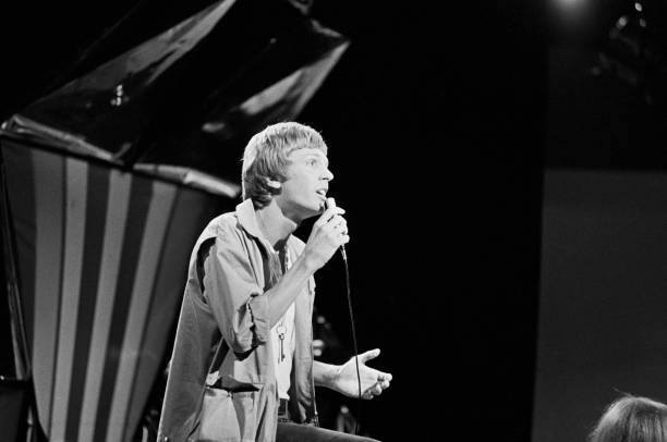 Scott Walker formerly of The Walker Brothers performs on the set o- Old Photo 3