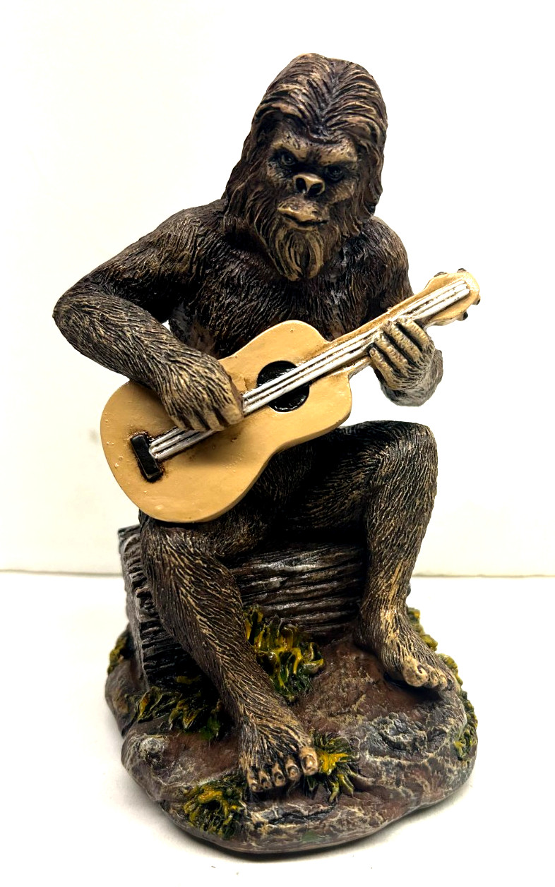 BIGFOOT Playing Guitar Figurine 6 \