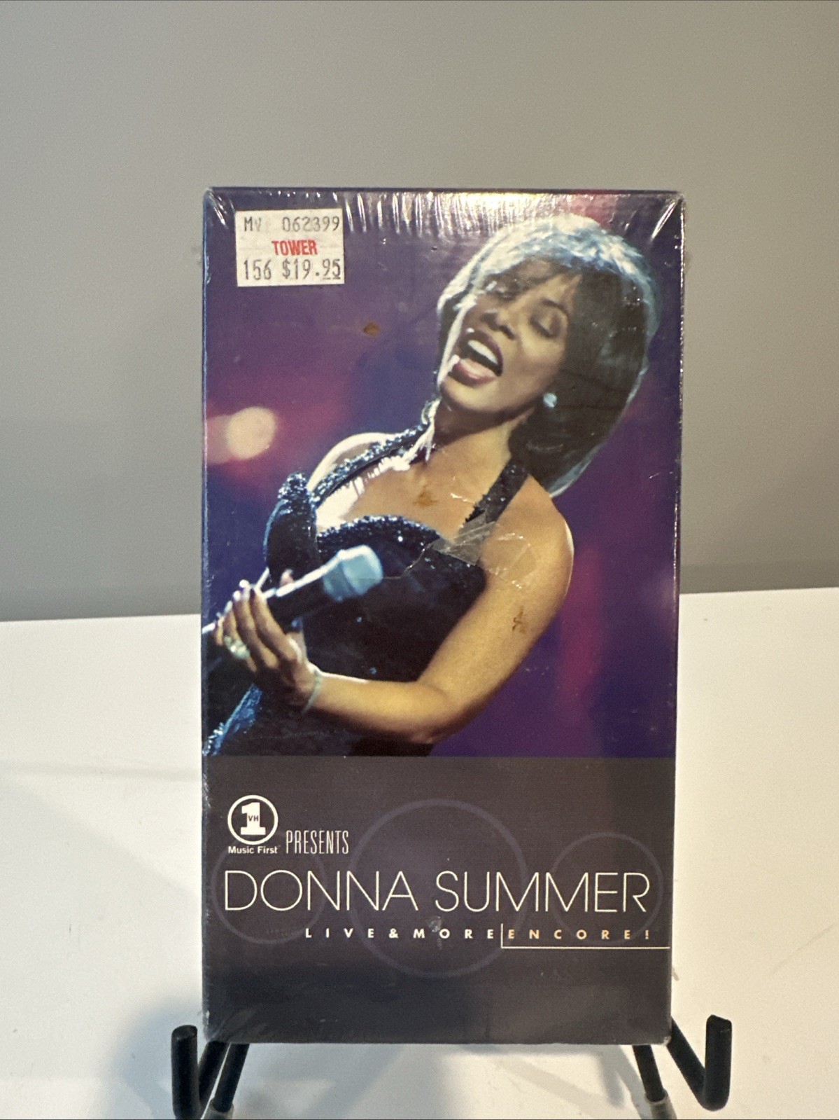 VH1 Presents Live & More Encore by Donna Summer  VHS, 1999, Sony Music Sealed