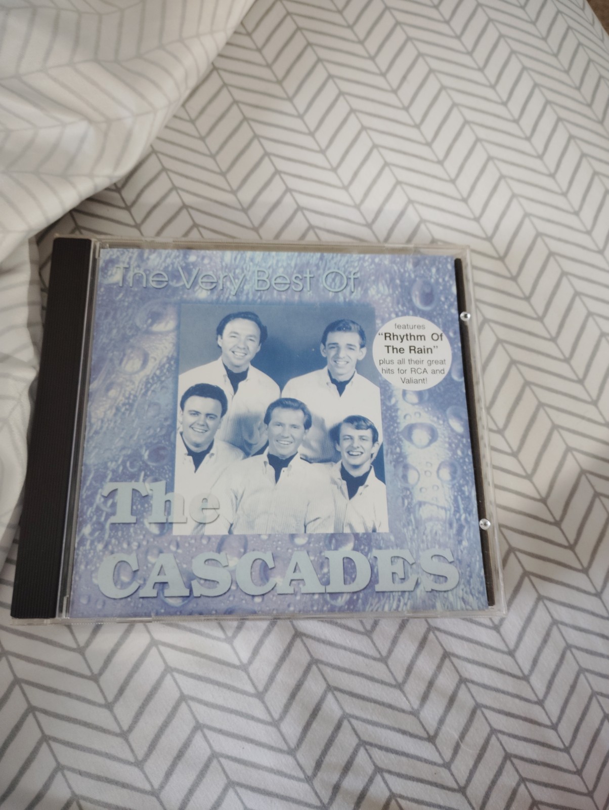 CASCADES - Very Best Of - CD - **Excellent Condition**