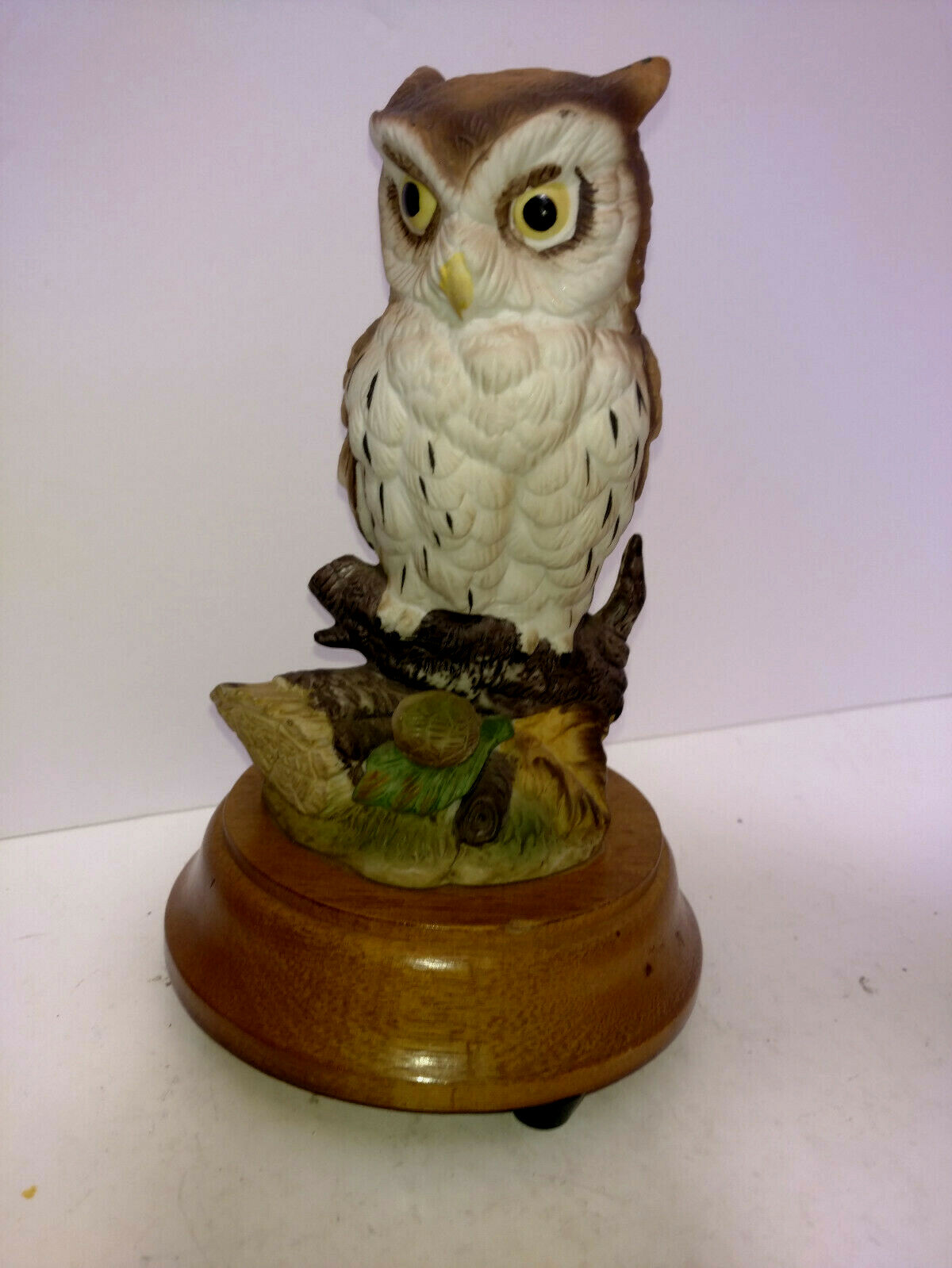 VINTAGE OWL Music Box  Porcelain  - I'd Like to Teach the World to Sing