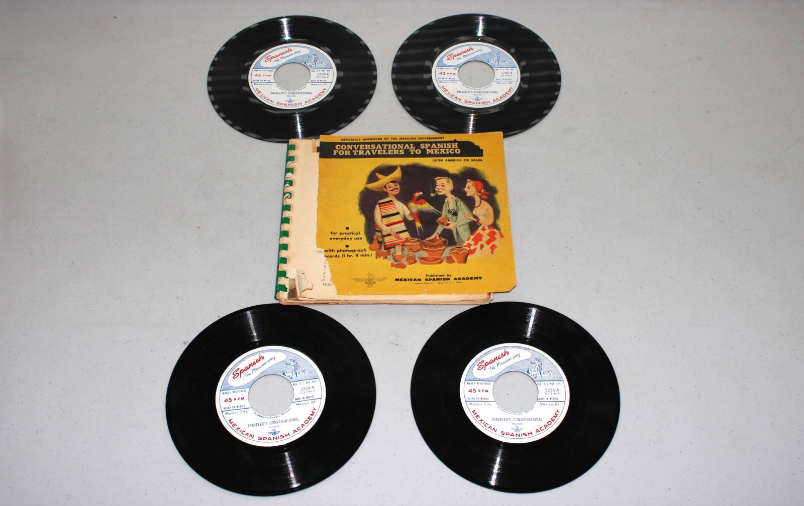*READ* VTG Spanish Travel Guide Mexican Spanish Academy w/ 4 RCA Victor Records