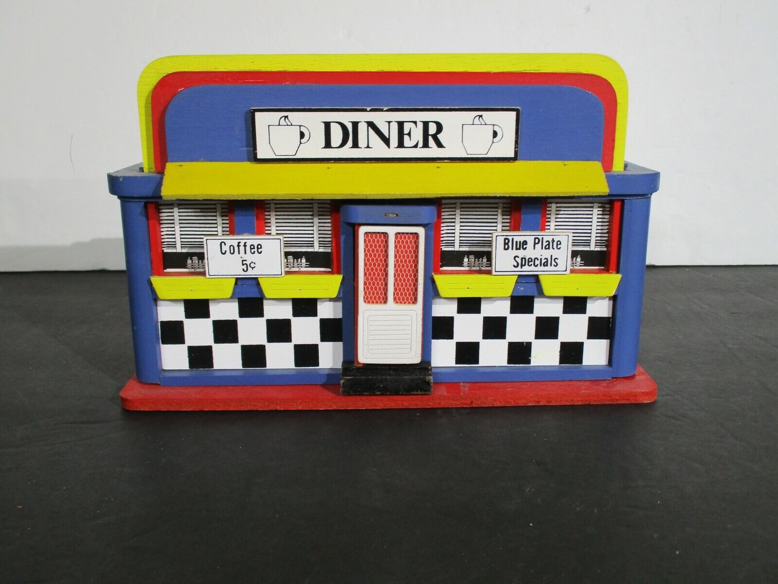 Animated Wooden Chinese Craftsmen Music Box as the Diner