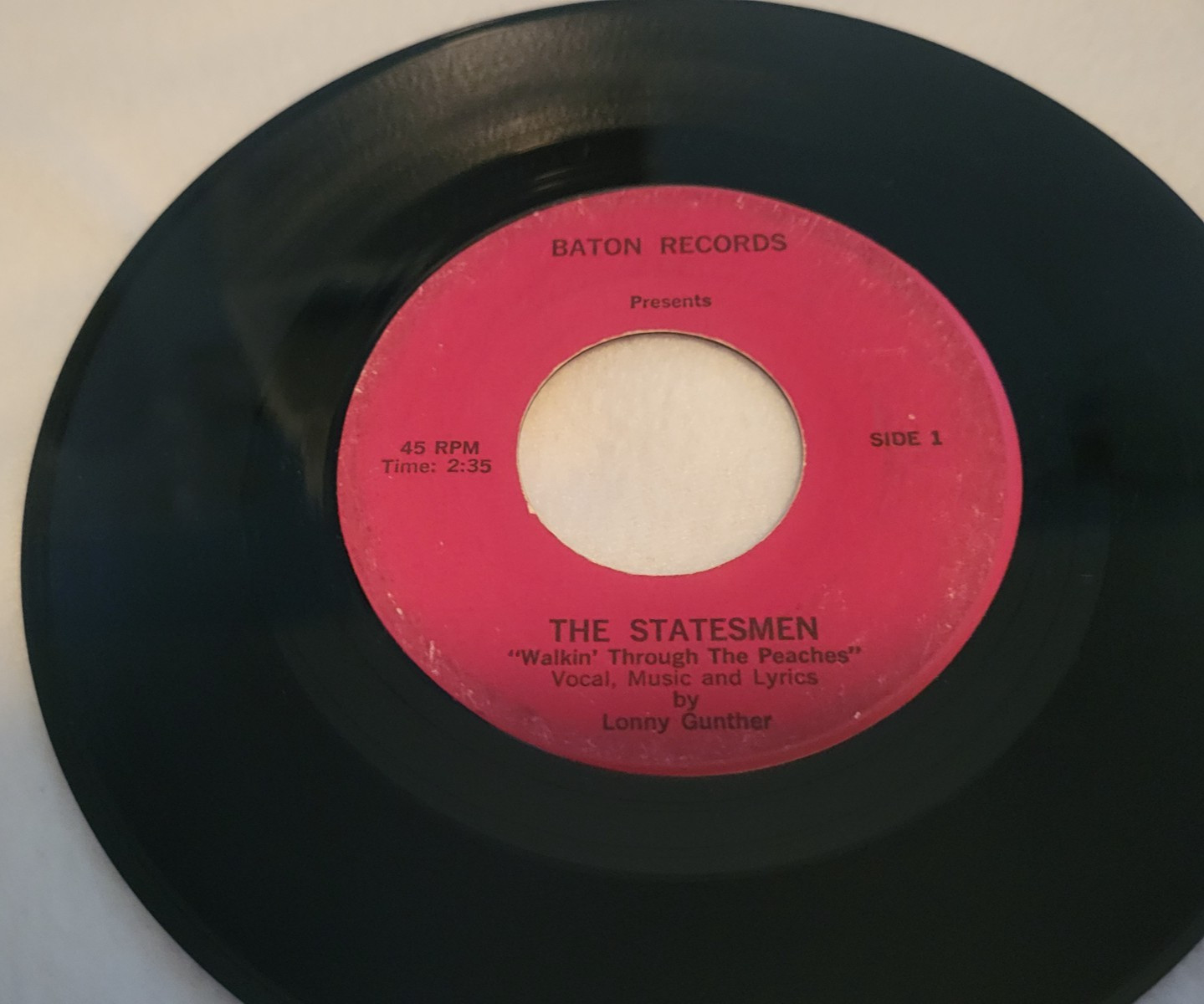 The Statesmen – “Walkin’ Through the Peaches” / “Do You Want to Dance”– Baton