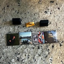 Zuru Mini Brands Vinyls Lot ft accessories picture