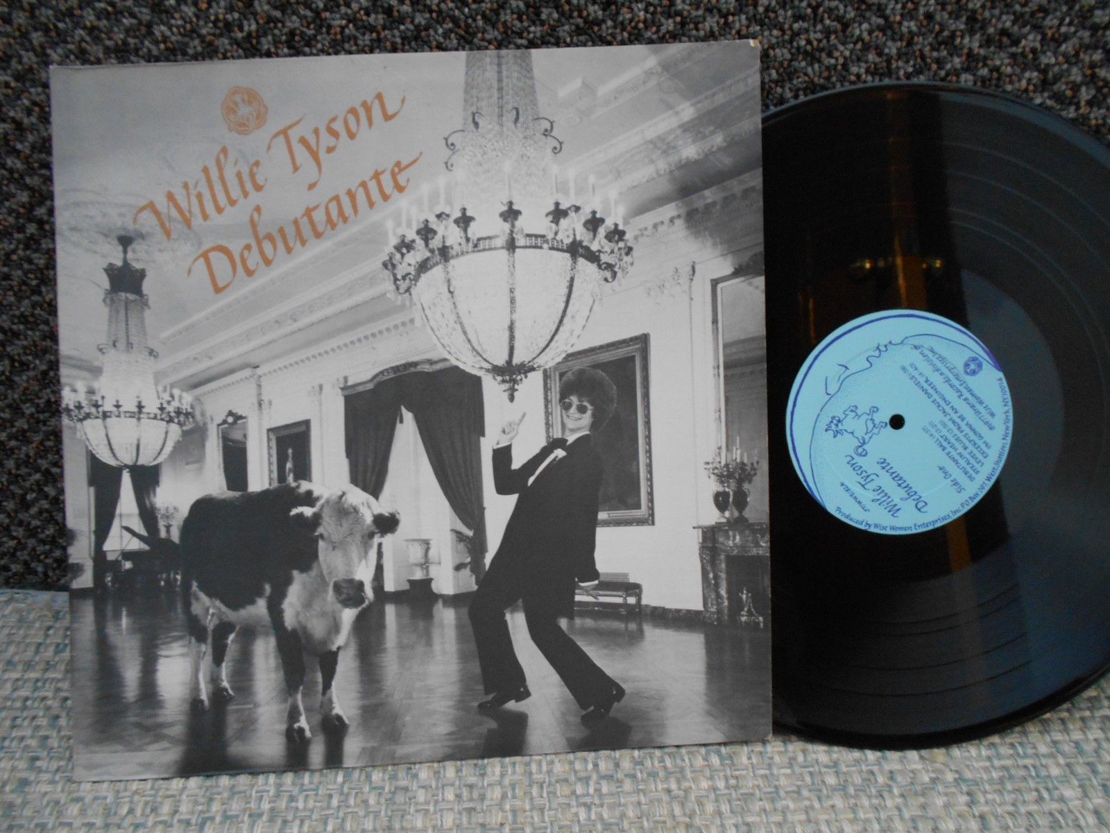 Willie Tyson ex iwth insert LP Debutante