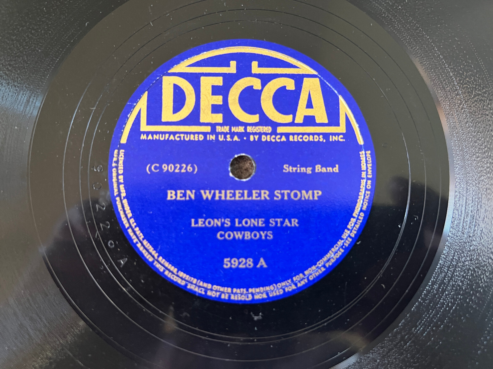 LEON\'S LONE STAR COWBOYS Ben Wheeler Stomp/Tiger Rag DECCA 5928 Hot String Band