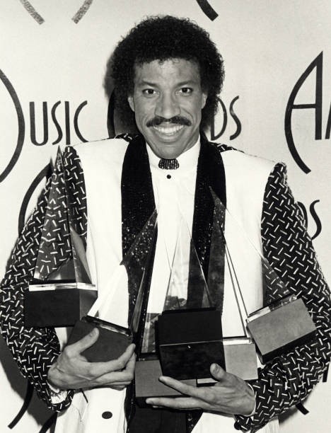 Musician Lionel Richie at 12th American Music Awards January 28 19- Old Photo 3