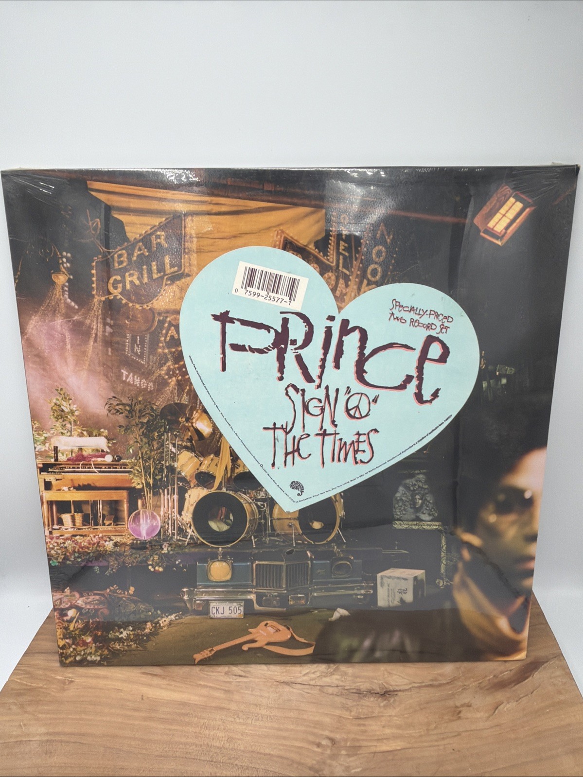 Prince SIGN 