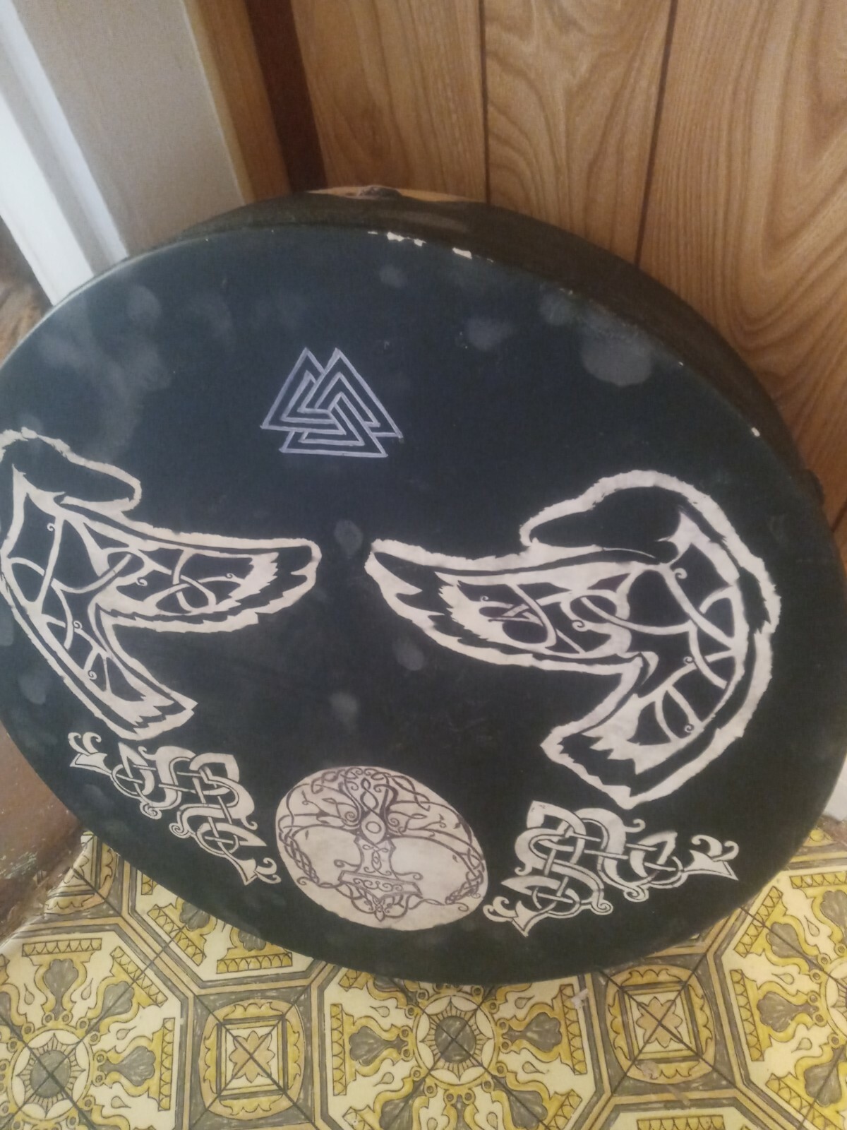 **AWESOME LARGE 20+ IN  DRUM HAND DRUM  SOUNDS BEAUTIFUL DRUM VERY  NICE **