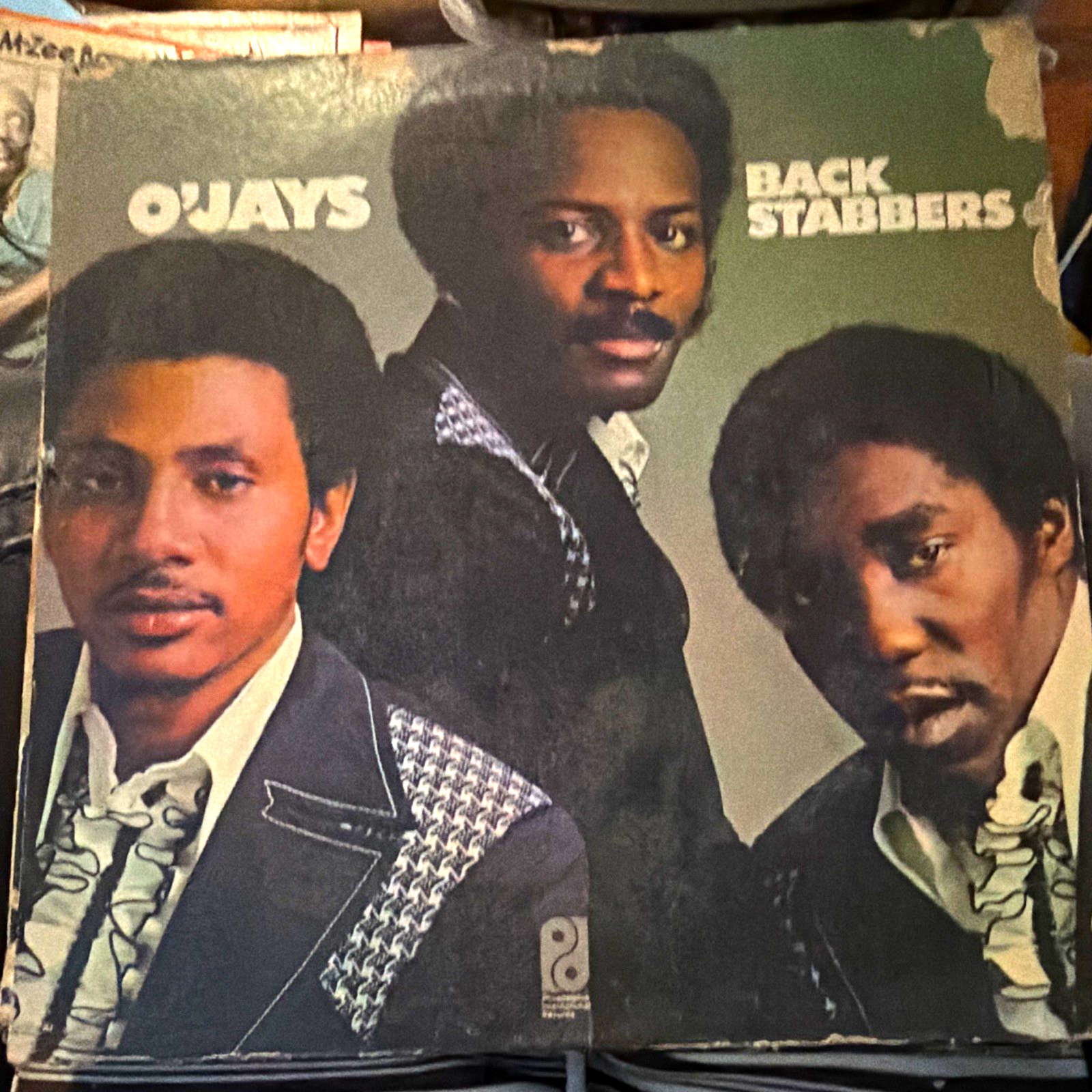 O'Jays Back Stabbers Philadelphia International 12