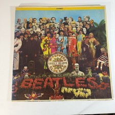 The Beatles SGT Pepper Lonely Hearts Vinyl Record First Press Capitol picture