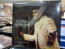 JUAN GABRIEL EN EL PALACIO DE BELLAS ARTES DOUBLE LP SHIPS FROM THE US picture