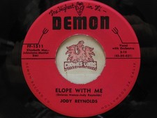 Jody Reynolds – Elope With Me / Closin' In, 45 RPM VG+ (30E) picture