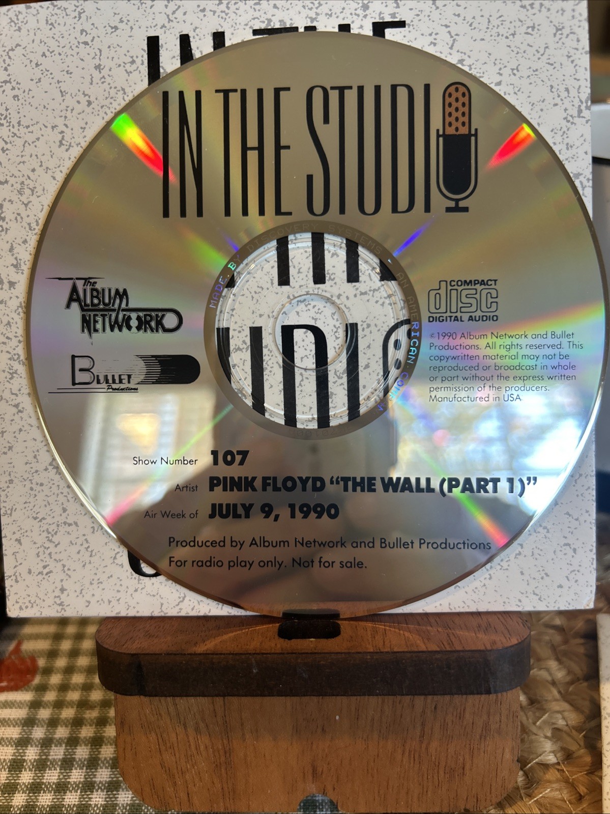 Pink Floyd ‘The Wall Pts 1 & 2’ In The Studio Redbeard Show #108 7/16/90 CD