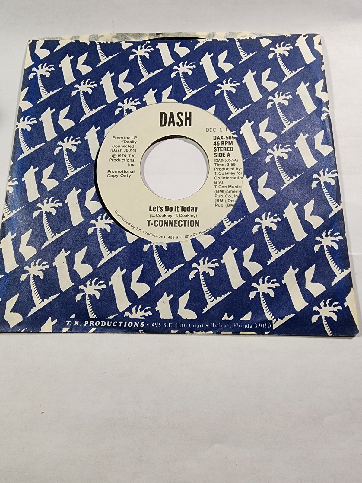 T-CONNECTION: let\'s do it today DASH 7\