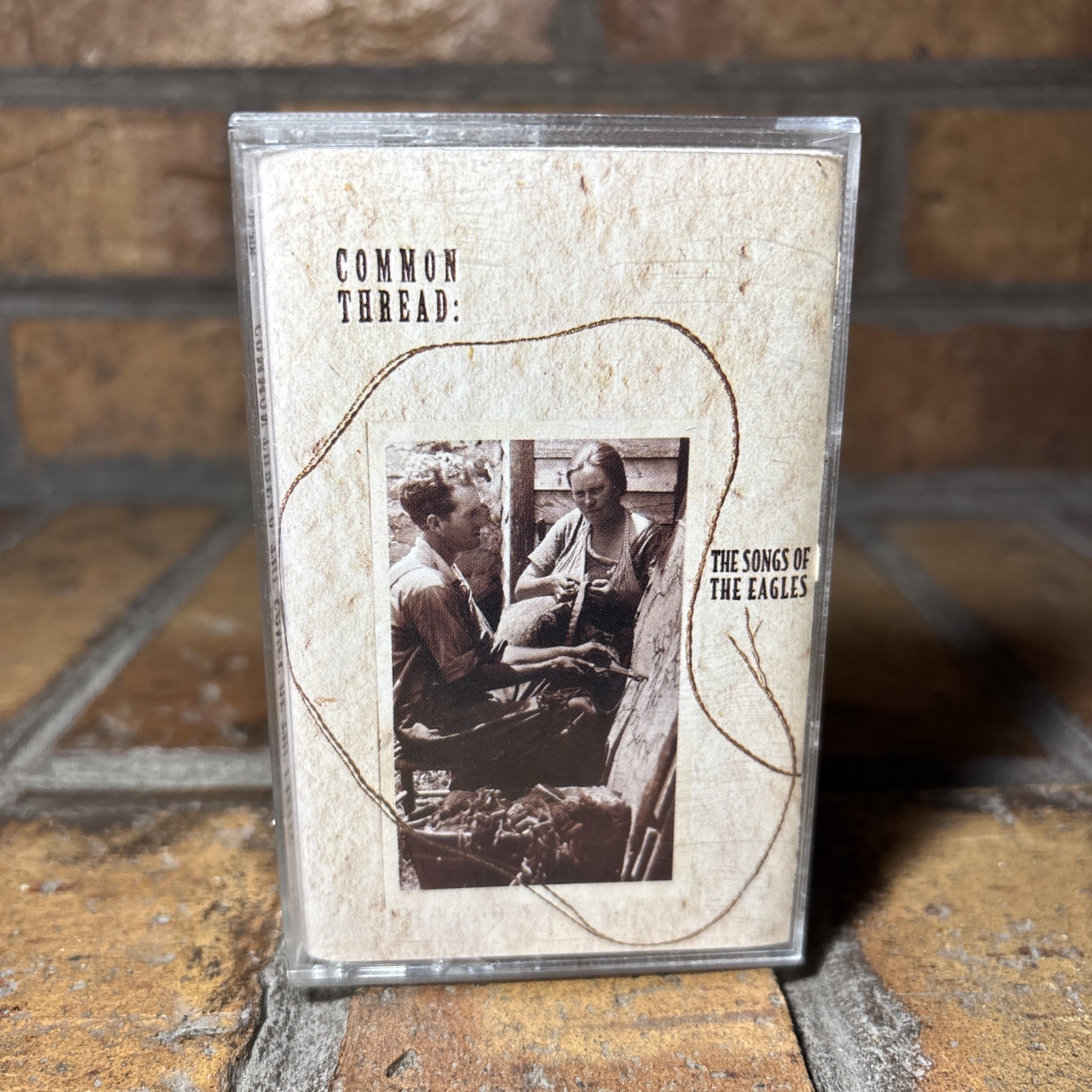 VTG ✅ Common Thread The Songs Of The Eagles Cassette Tape ✅ Giant Records 1993