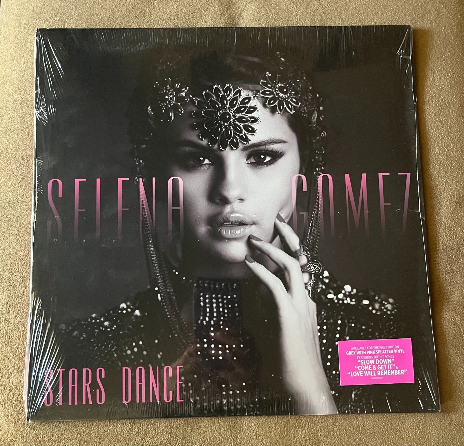 Selena Gomez Stars Dance Limited Edition Colored 1LP Urban Outfitters NEW SEALED