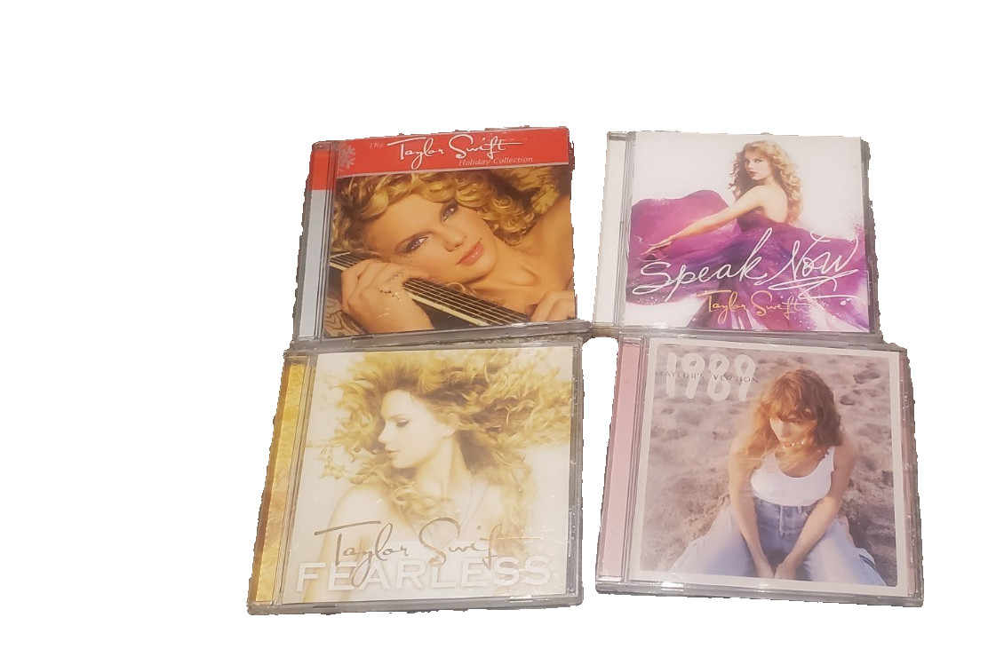 Taylor Swift 4 CD Lot Speak Now, 1989, Fearless And Holiday Collection