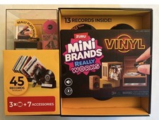 NEW Zuru Mini Brands Really Works Vinyl Player Bundle 13 Mini Records - New picture