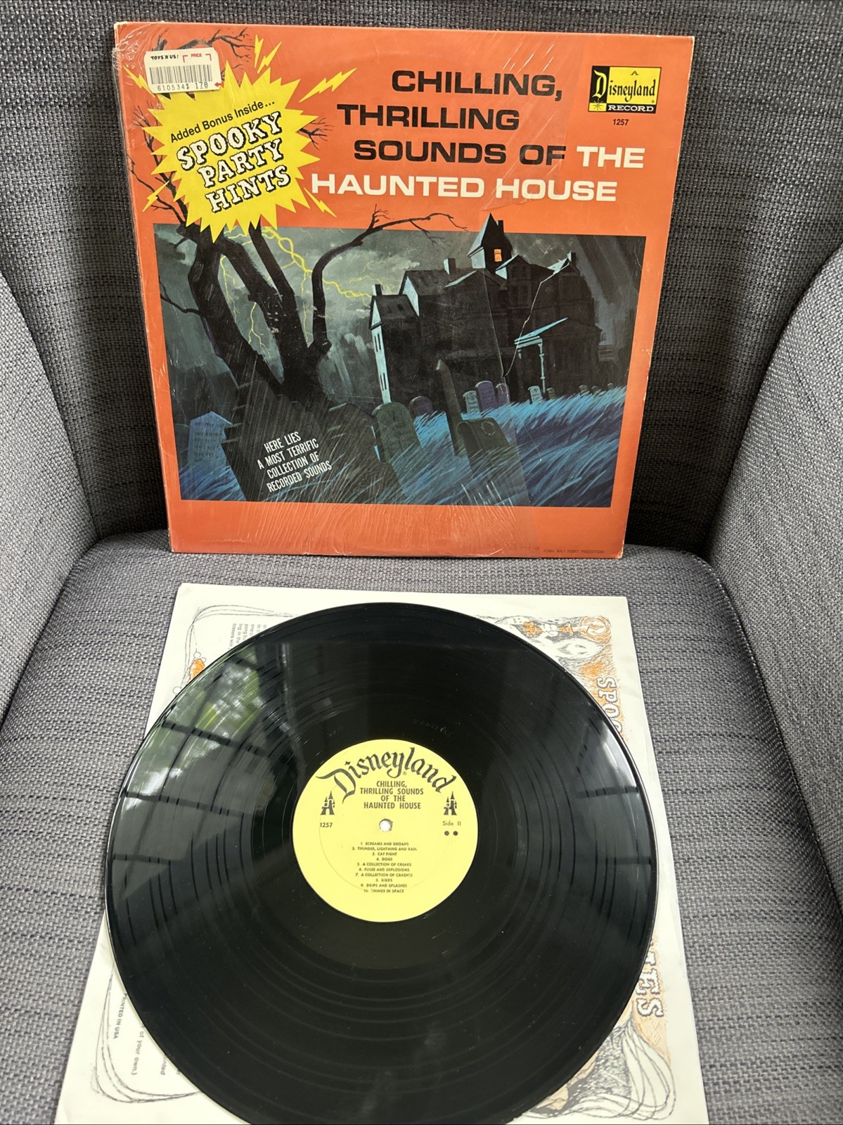 Chilling Thrilling Sounds Of The Haunted House Disney Land Record LP Top Copy
