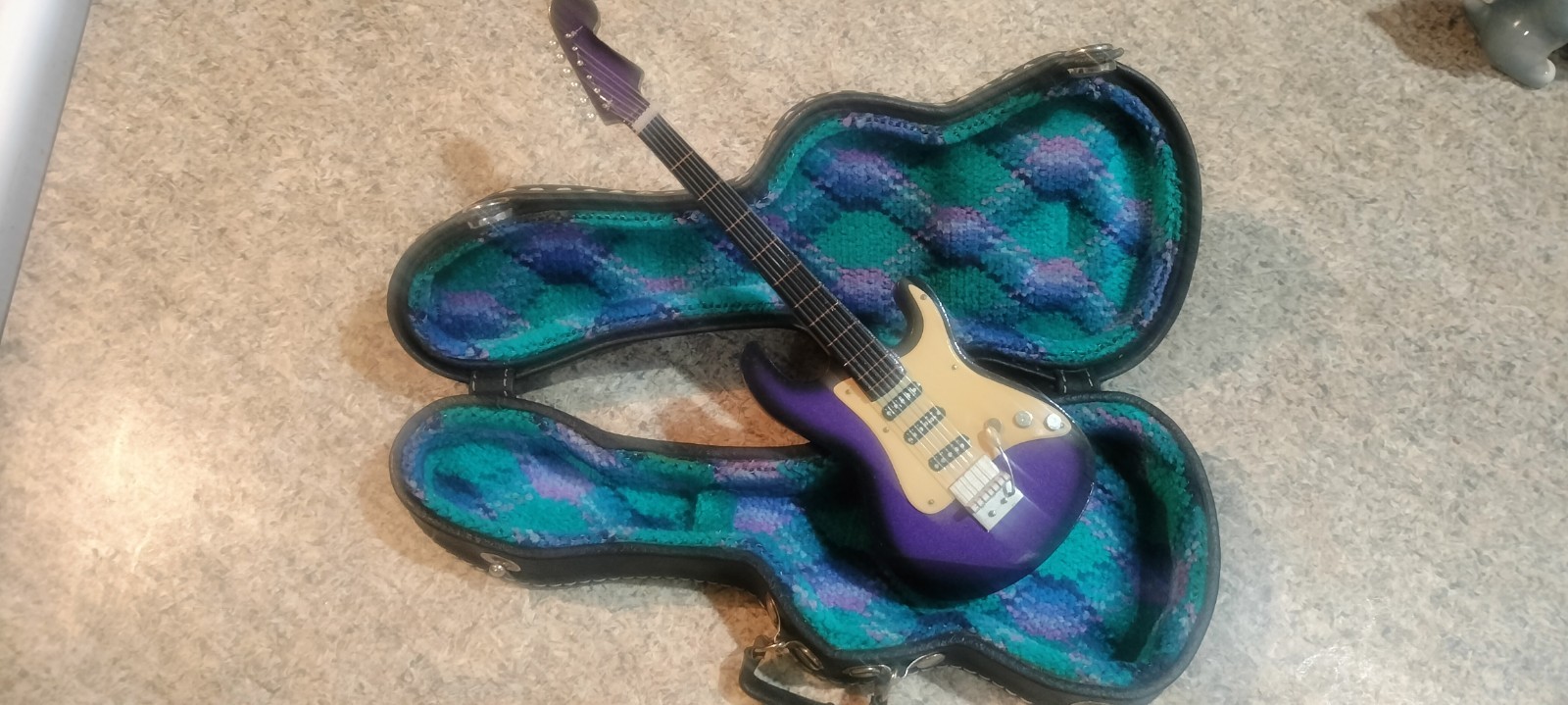 Axe Heaven miniature guitar replica