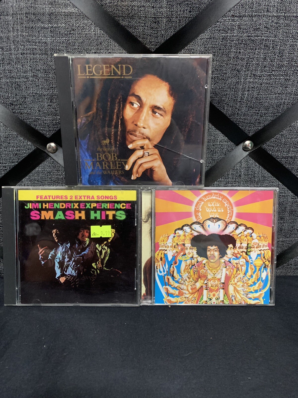 Lot Of 3 CDs Joni Hendrix & Bob Marley