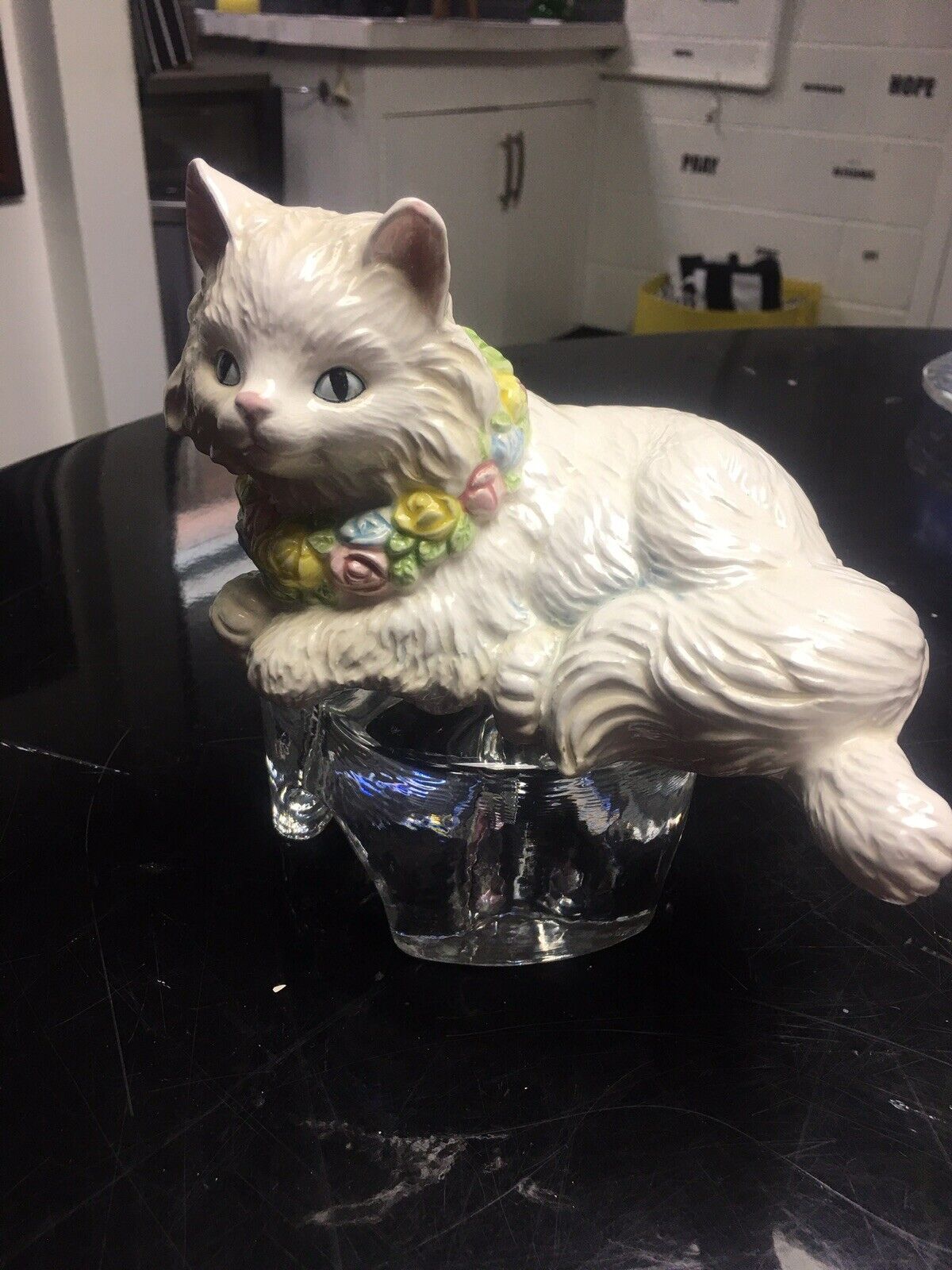 SCHMID VINTAGE CAT MUSIC BOX. BEEN STORED FOR YEARS. CUTE