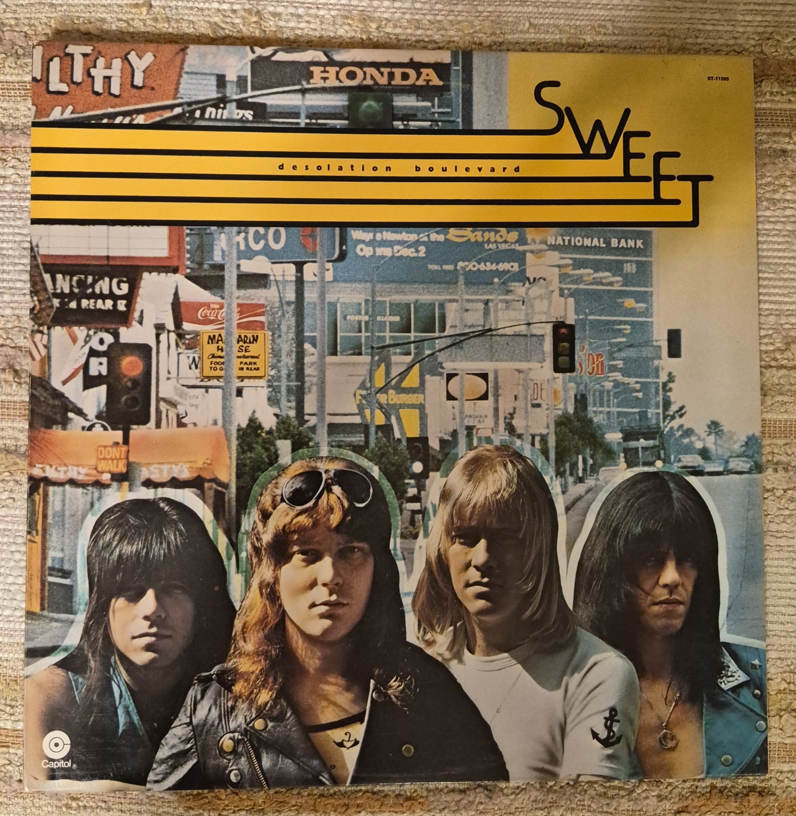 Sweet - Desolation Boulevard - Vinyl LP - Capitol ST-11395 - Near Mint