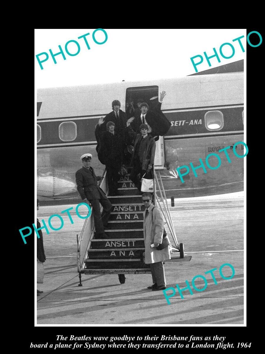 OLD POSTCARD SIZE PHOTO OF THE BEATLES 1964 AUSTRALIAN TOUR SYDNEY AIRPORT