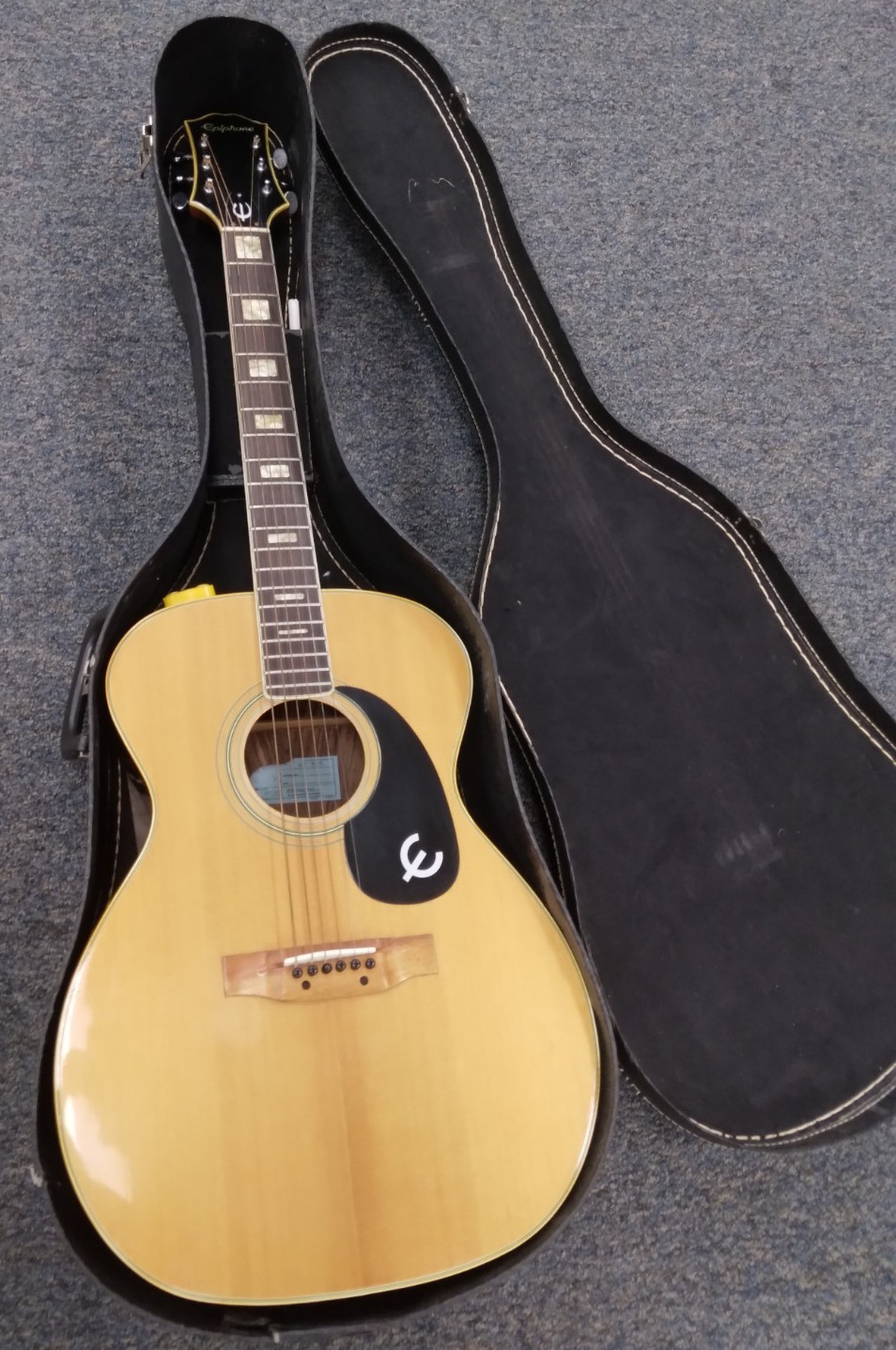 Epiphone FT 335 Troubadour Acoustic Guitar w/ Case