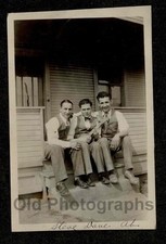 3 HANDSOME MEN STEVE DAVE AL PLAYING MINI BANJO PORCH OLD/VINTAGE PHOTO- C599 picture