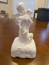 Vintage White Porcelain Angel And Lambs Music Box - 7 1/2