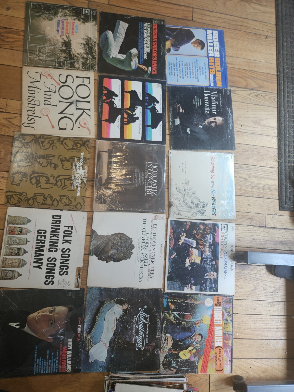 Large Collection of Vintage Vinyl Records - Classical, Folk, and Pop 45