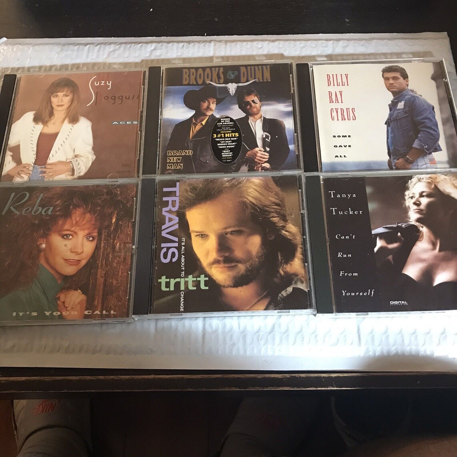 lot of 6 Country CDs:Bogguss,Brooks and Dunn,Cyrus,McEntire,Tritt & Tucker