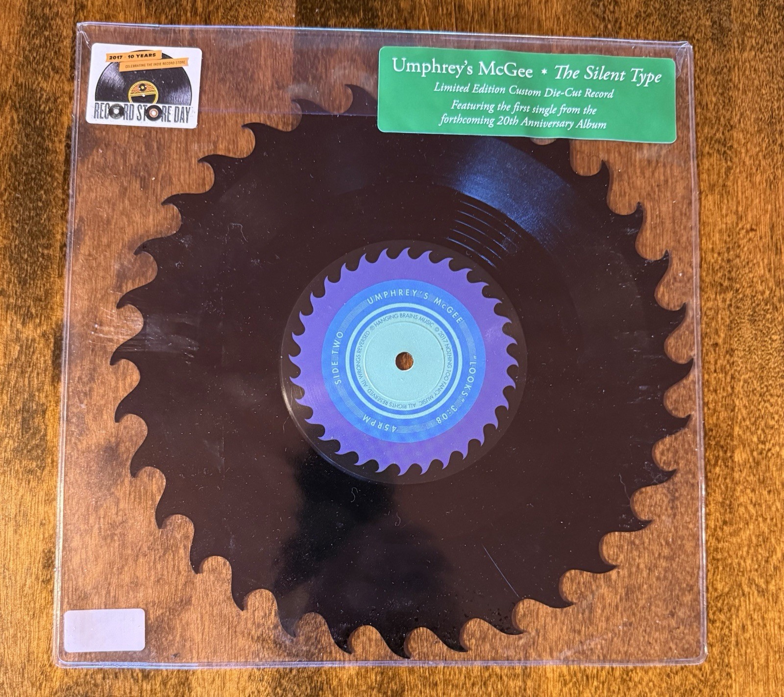 Umphrey\'s McGee - The Silent Type/Looks RSD 2017 Limited Die-Cut 10\