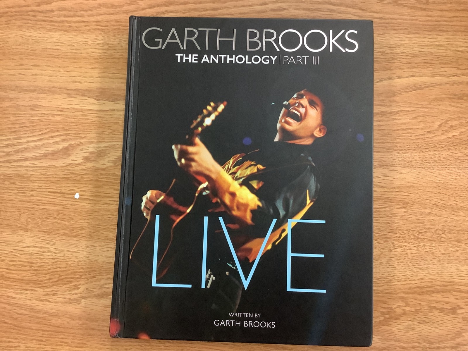 Garth Brooks The Anthology Part III: Live Hardcover w/5 CDs