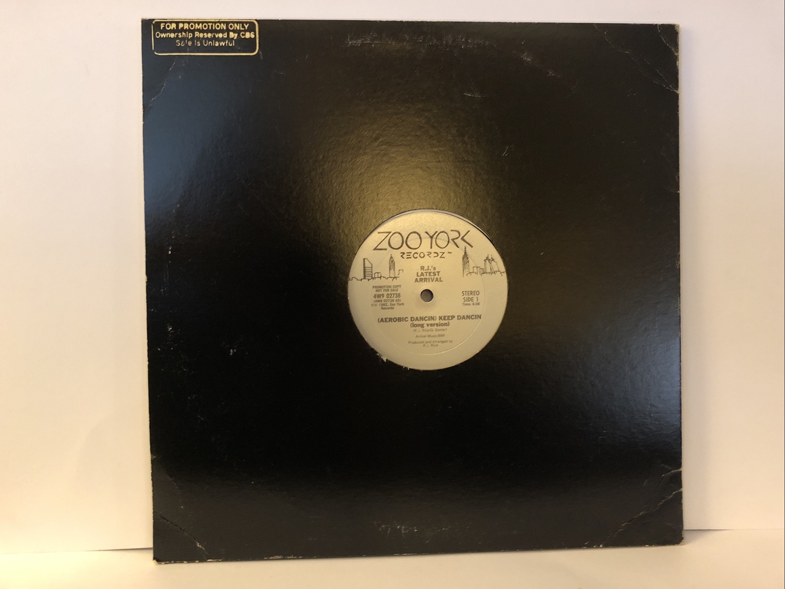 RJ’s Latest Arrival Aerobic Keep Dancin 4W9 02738 Promo 12in Vinyl Record Album