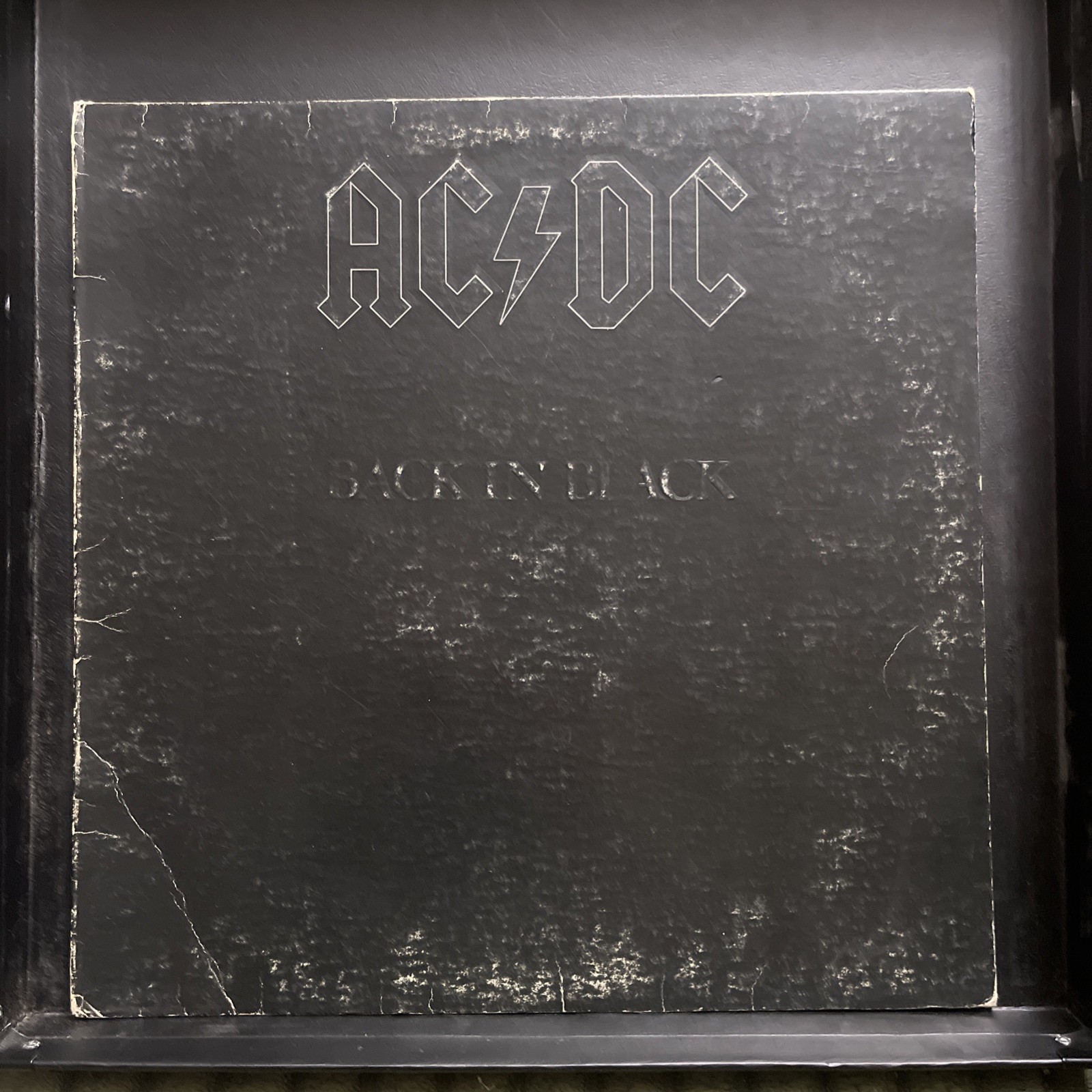 AC/DC BACK IN BLACK FIRST PRESSING-(G+ Sleeve)- (VG Vinyl)