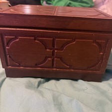 Vintage Mele carved wooden music box/jewelery box w/ yellow interior 1970s picture