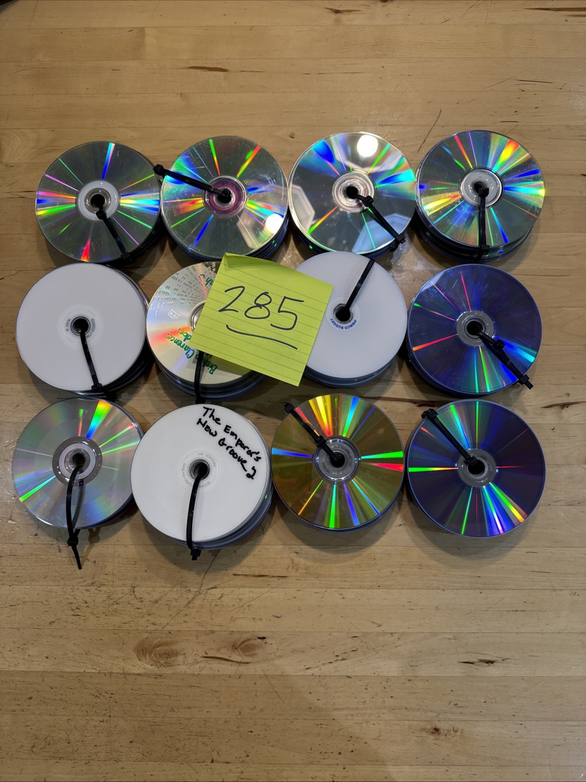 BULK Lot of 285 LOOSE Scrap CDS DVDS Movies FOR ARTS CRAFTS Decoration DIY